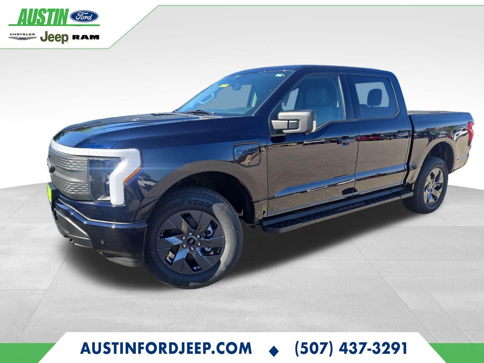 2025 Ford F-150 Lightning Flash