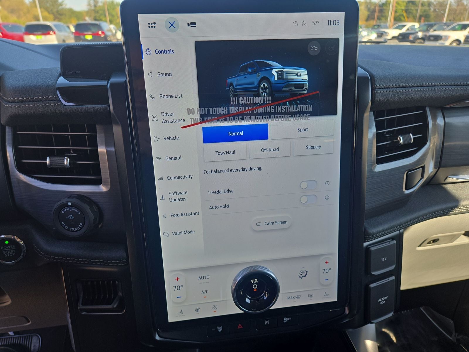 2025 Ford F-150 Lightning Flash