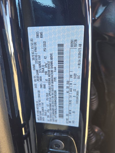 2025 Ford F-150 Lightning Flash