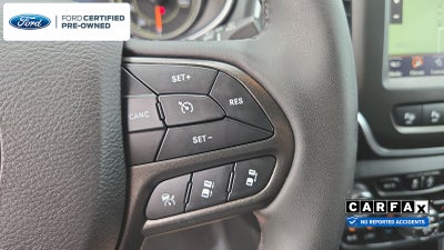 2023 Jeep Cherokee Trailhawk 4x4