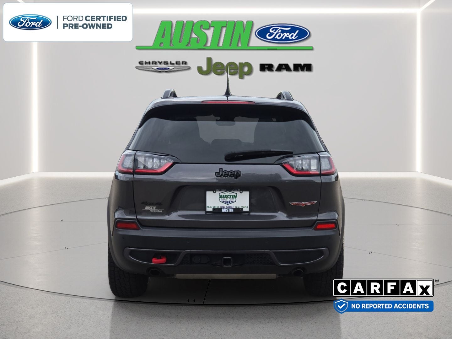 2023 Jeep Cherokee Trailhawk 4x4