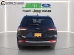 2023 Jeep Grand Cherokee Laredo 4x4