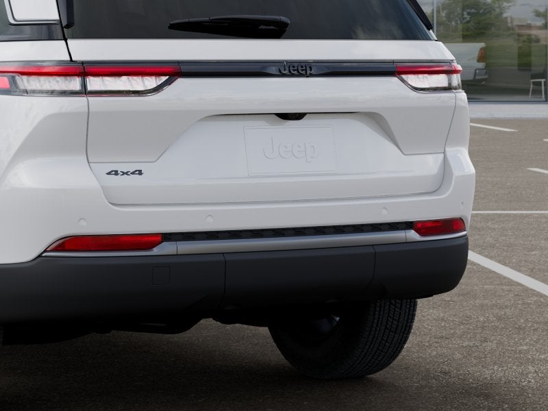 2027 Jeep Grand Cherokee GRAND CHEROKEE LAREDO ALTITUDE 4X4