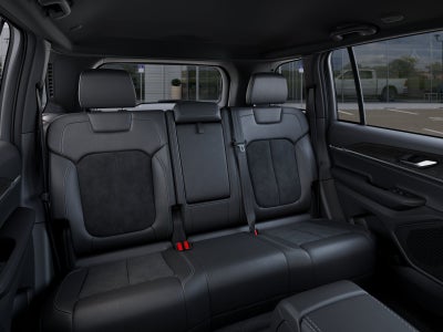 2027 Jeep Grand Cherokee GRAND CHEROKEE LAREDO ALTITUDE 4X4