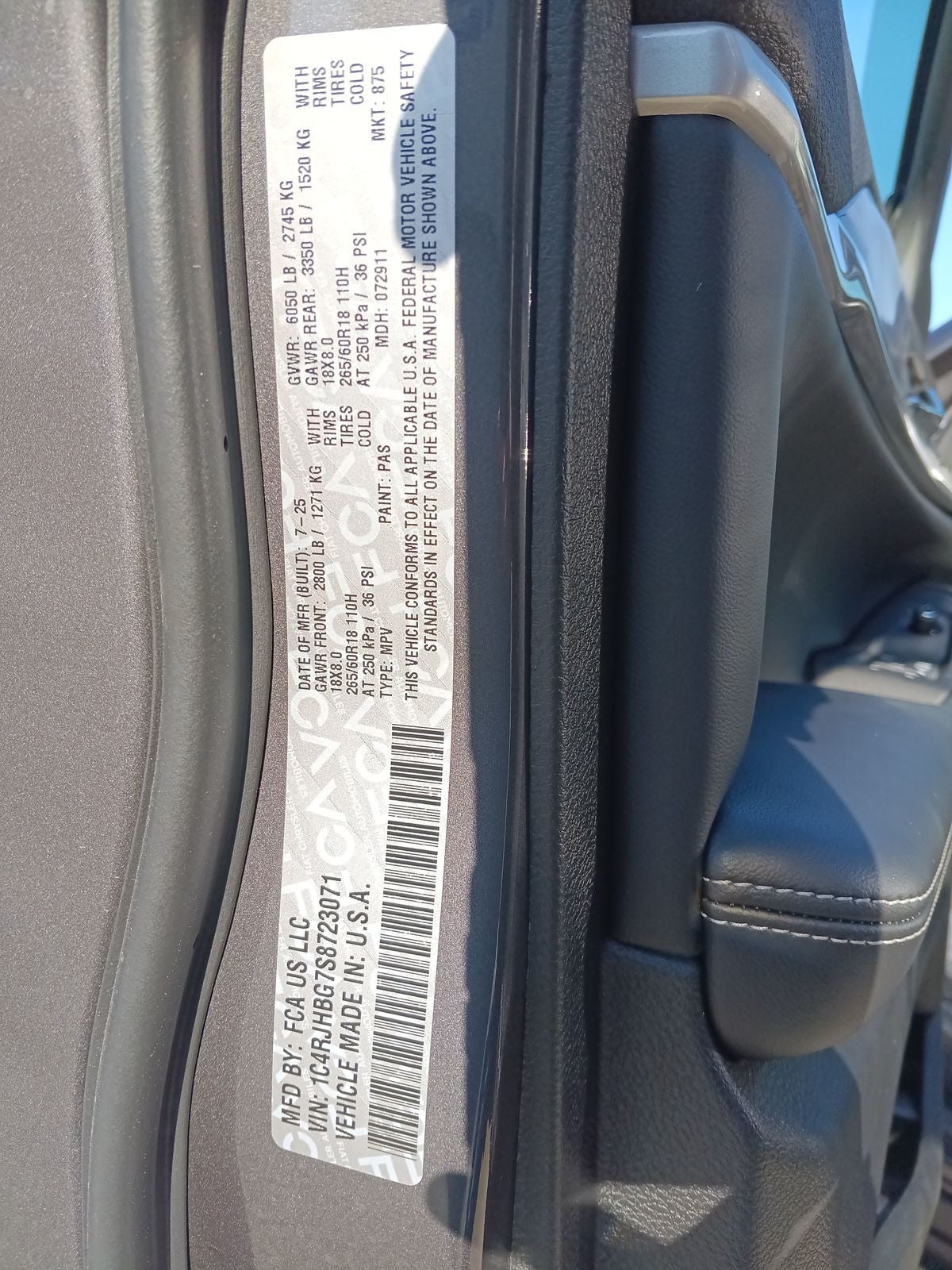 2025 Jeep Grand Cherokee GRAND CHEROKEE LIMITED 4X4