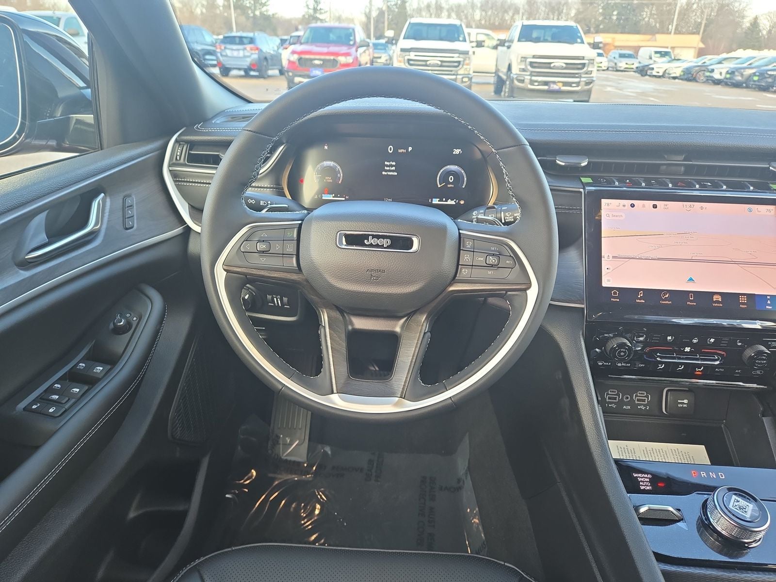 2025 Jeep Grand Cherokee GRAND CHEROKEE L LIMITED 4X4