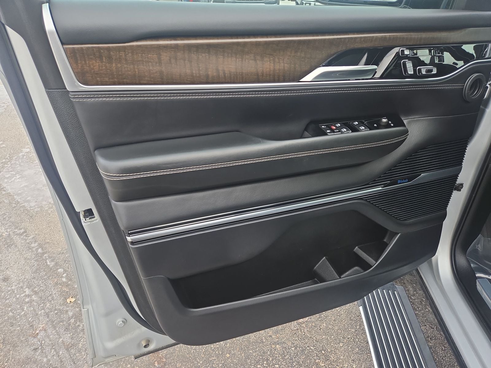 2023 Jeep Grand Wagoneer Series II 4x4