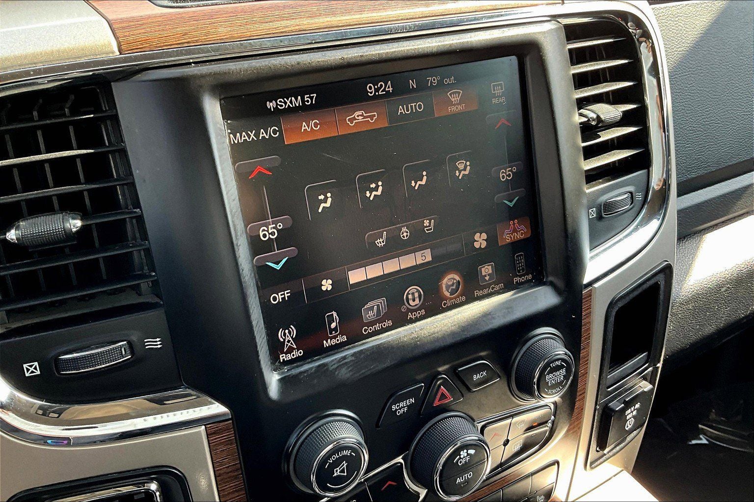 2016 RAM 1500 Laramie