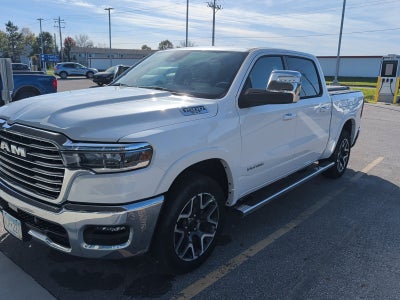 2025 RAM 1500 Laramie Crew Cab 4x4 5'7' Box