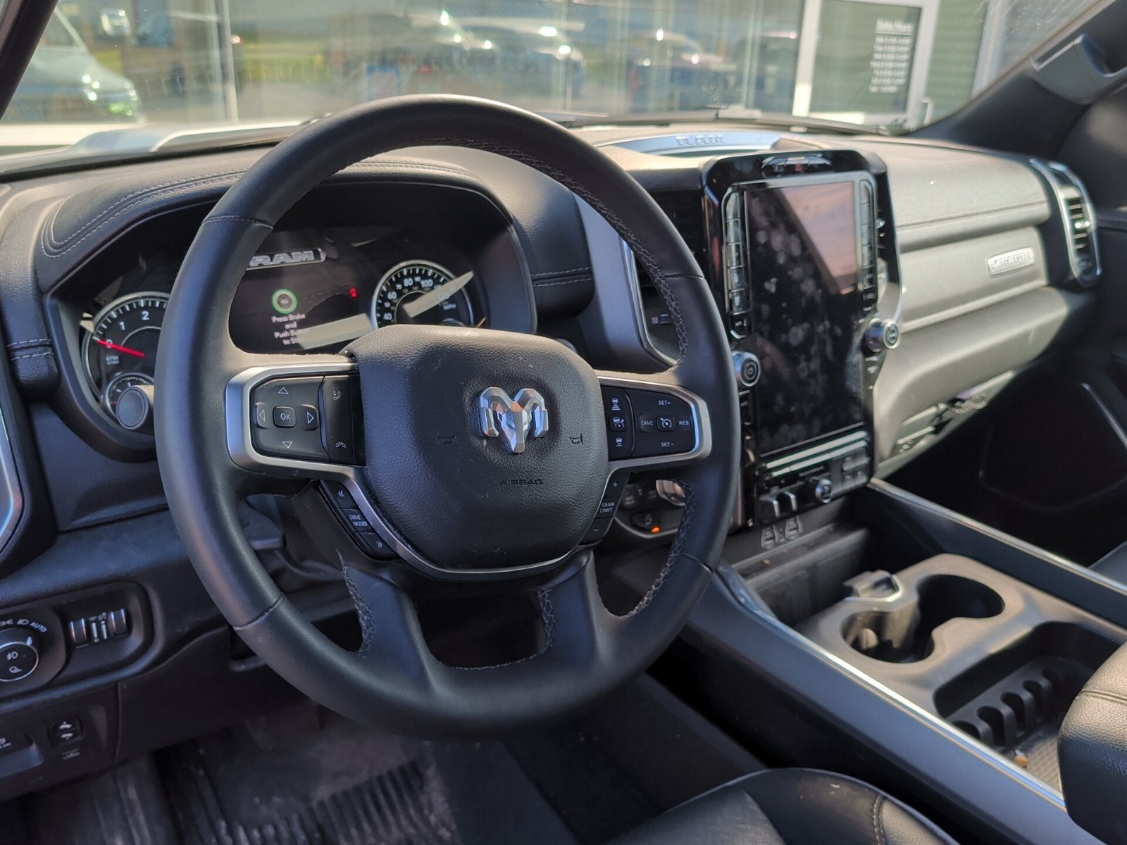 2025 RAM 1500 Laramie Crew Cab 4x4 5'7' Box