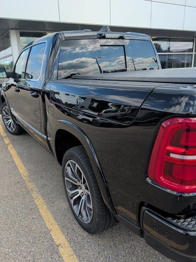 2025 RAM 1500 Tungsten Crew Cab 4x4 5'7' Box