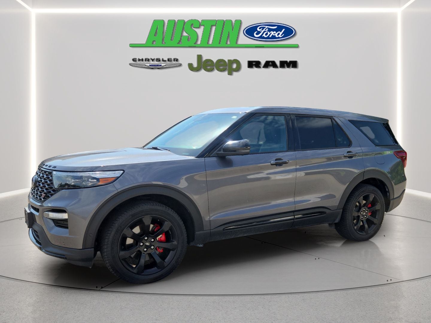 2021 Ford Explorer ST