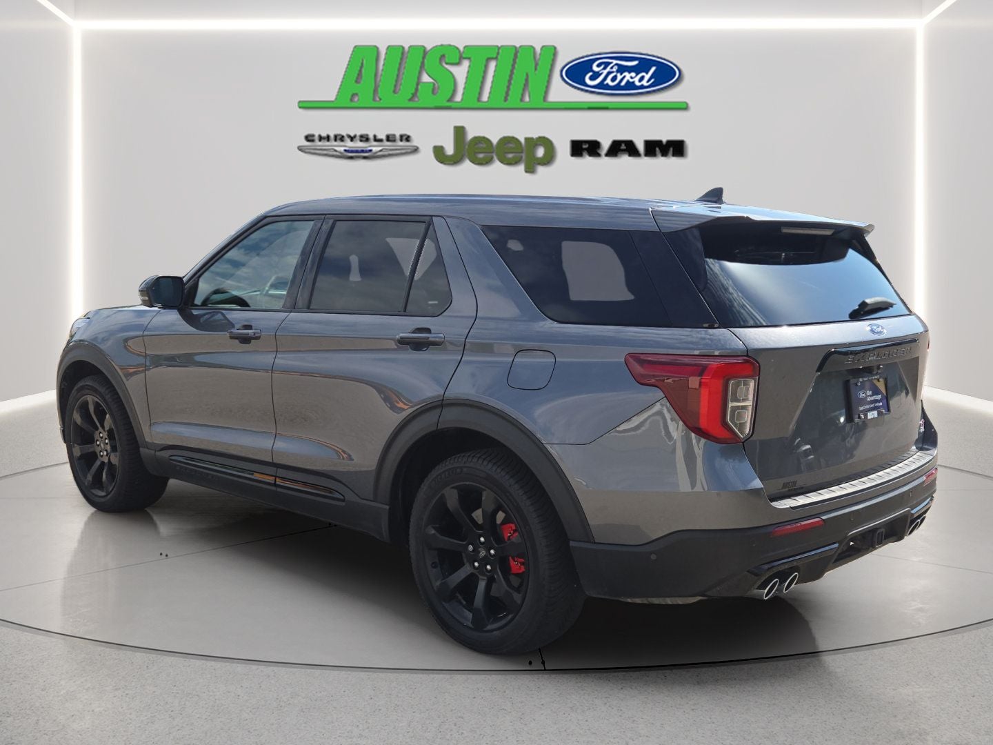 2021 Ford Explorer ST