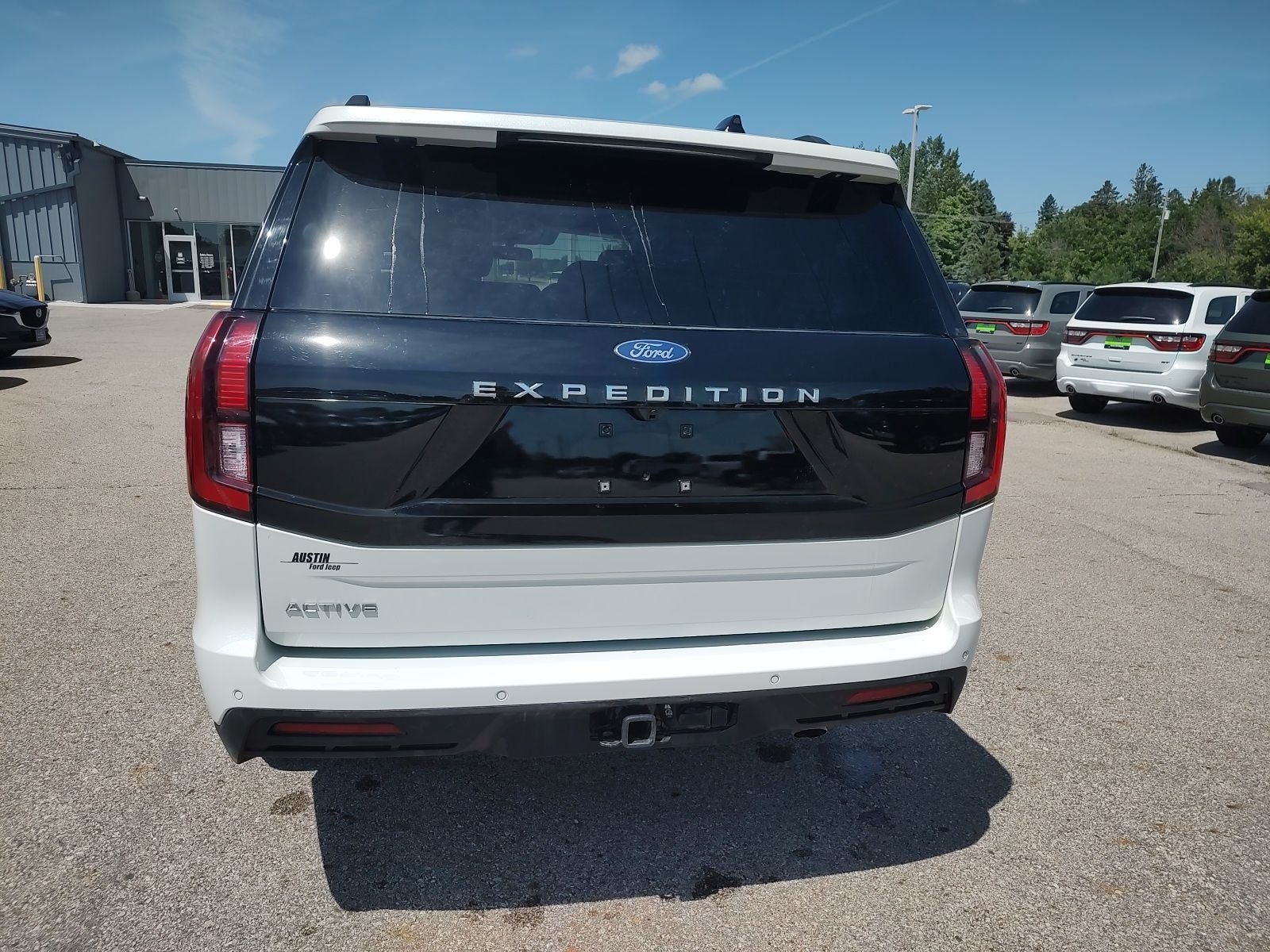 2025 Ford Expedition Active