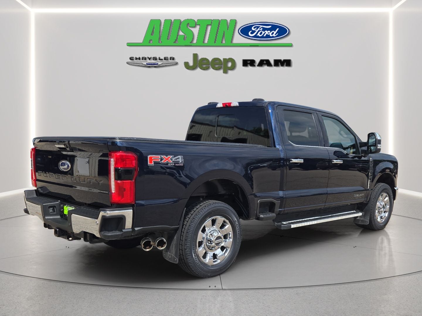 2023 Ford F-350 LARIAT