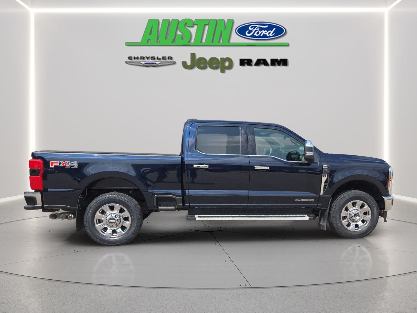 2023 Ford F-350 LARIAT