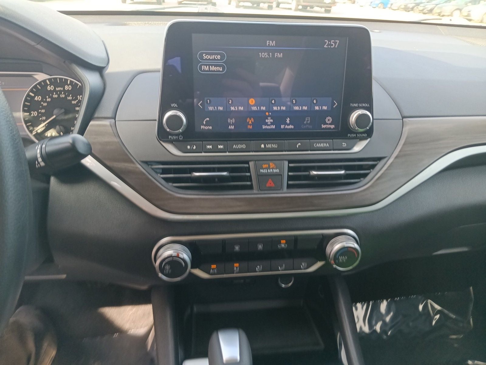 2024 Nissan Altima SV FWD