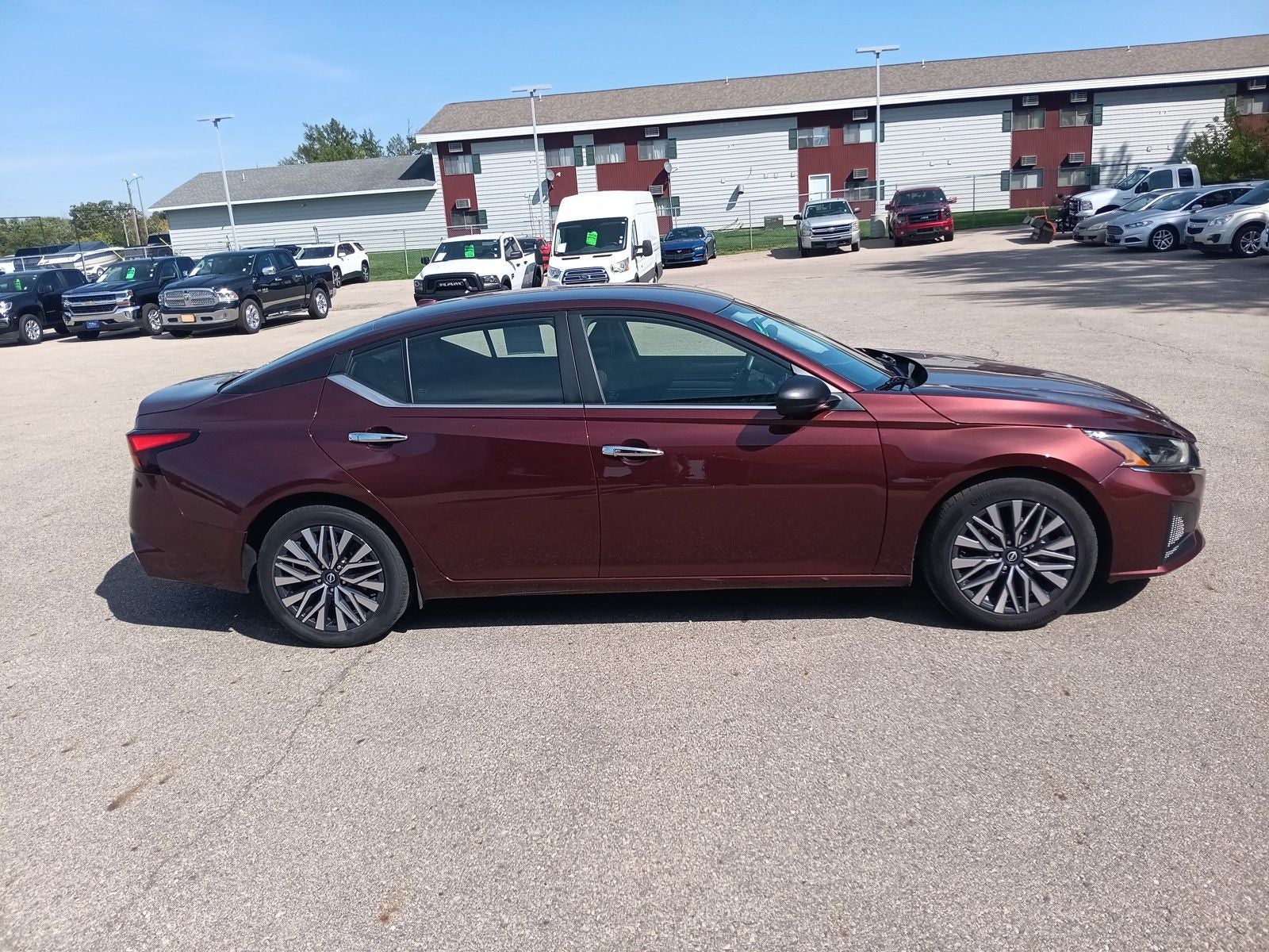 2024 Nissan Altima SV FWD