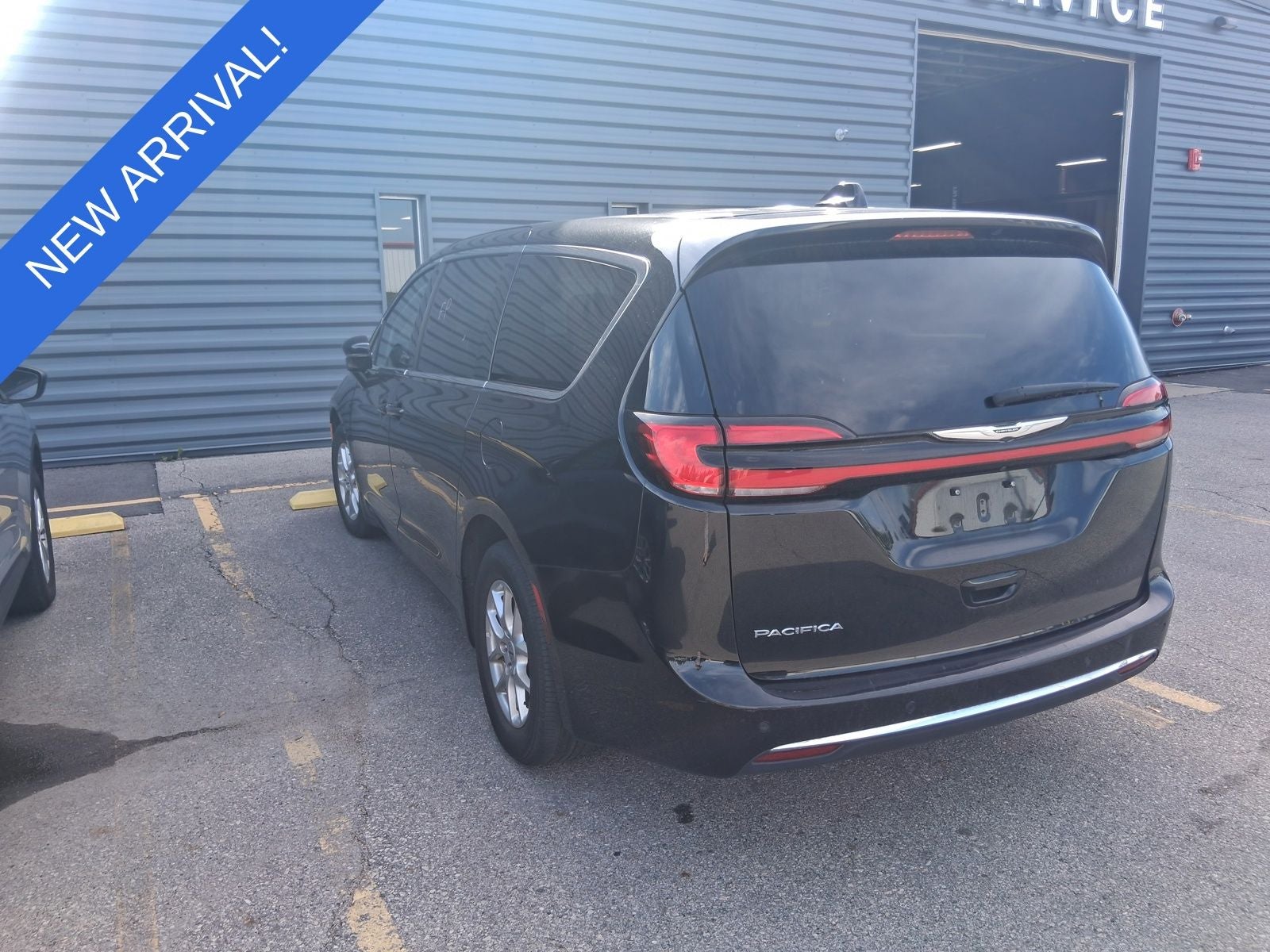 2024 Chrysler Pacifica Touring L