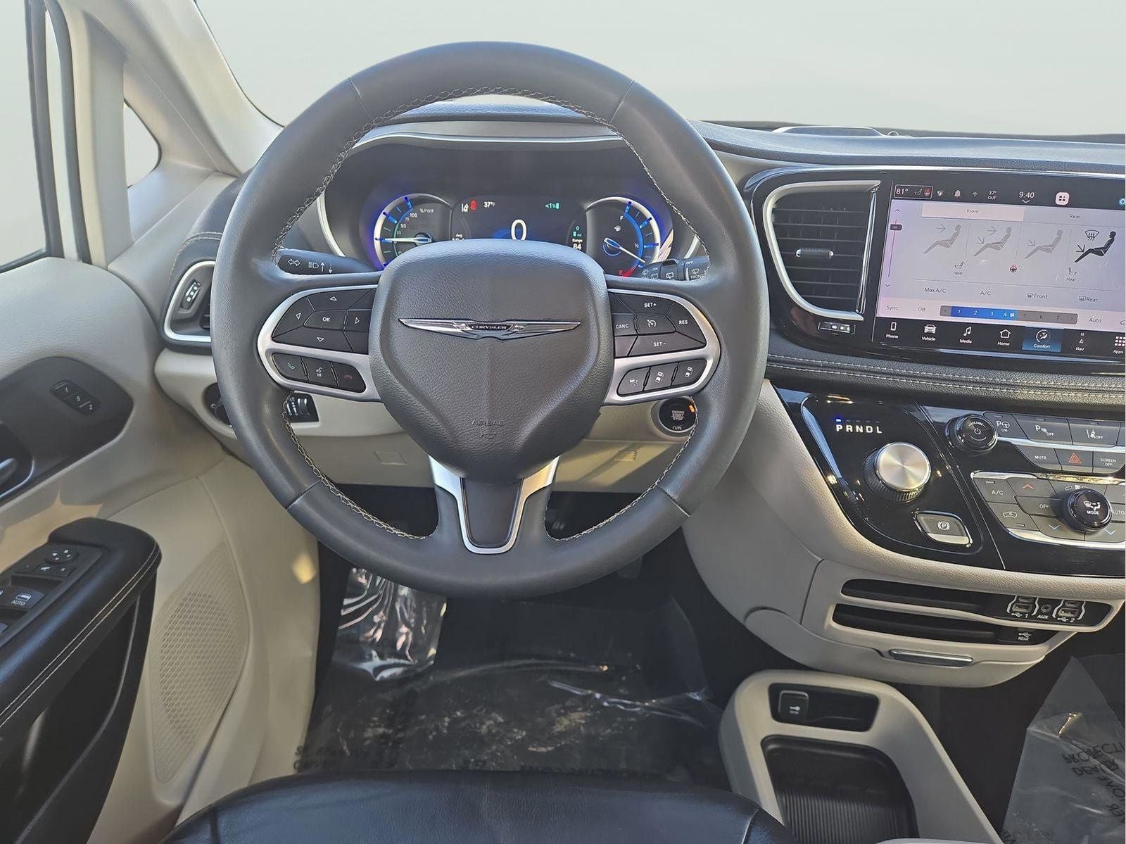 2022 Chrysler Pacifica Hybrid Touring L