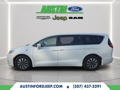 2022 Chrysler Pacifica Hybrid Touring L