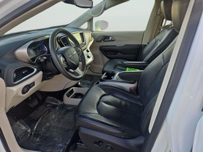 2022 Chrysler Pacifica Hybrid Touring L