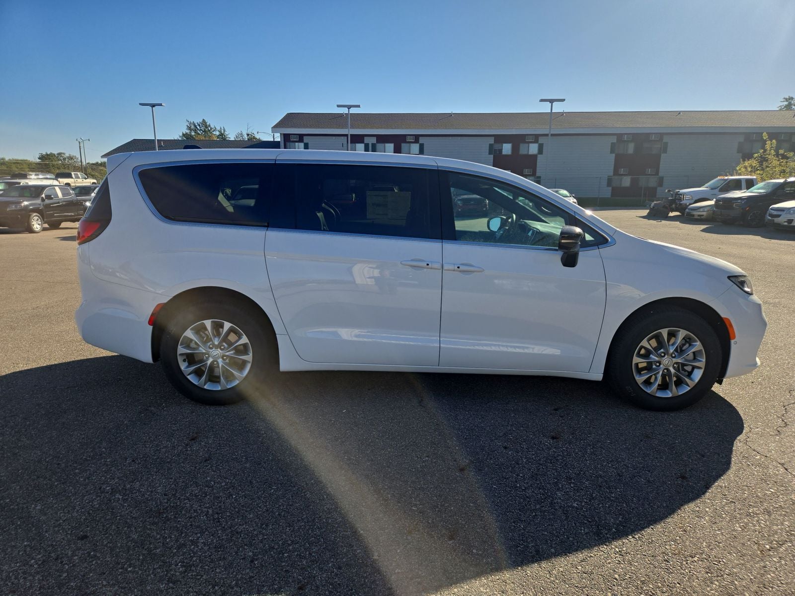 2026 Chrysler Pacifica PACIFICA SELECT AWD