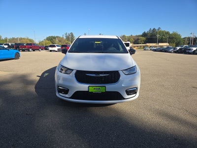2026 Chrysler Pacifica PACIFICA SELECT AWD