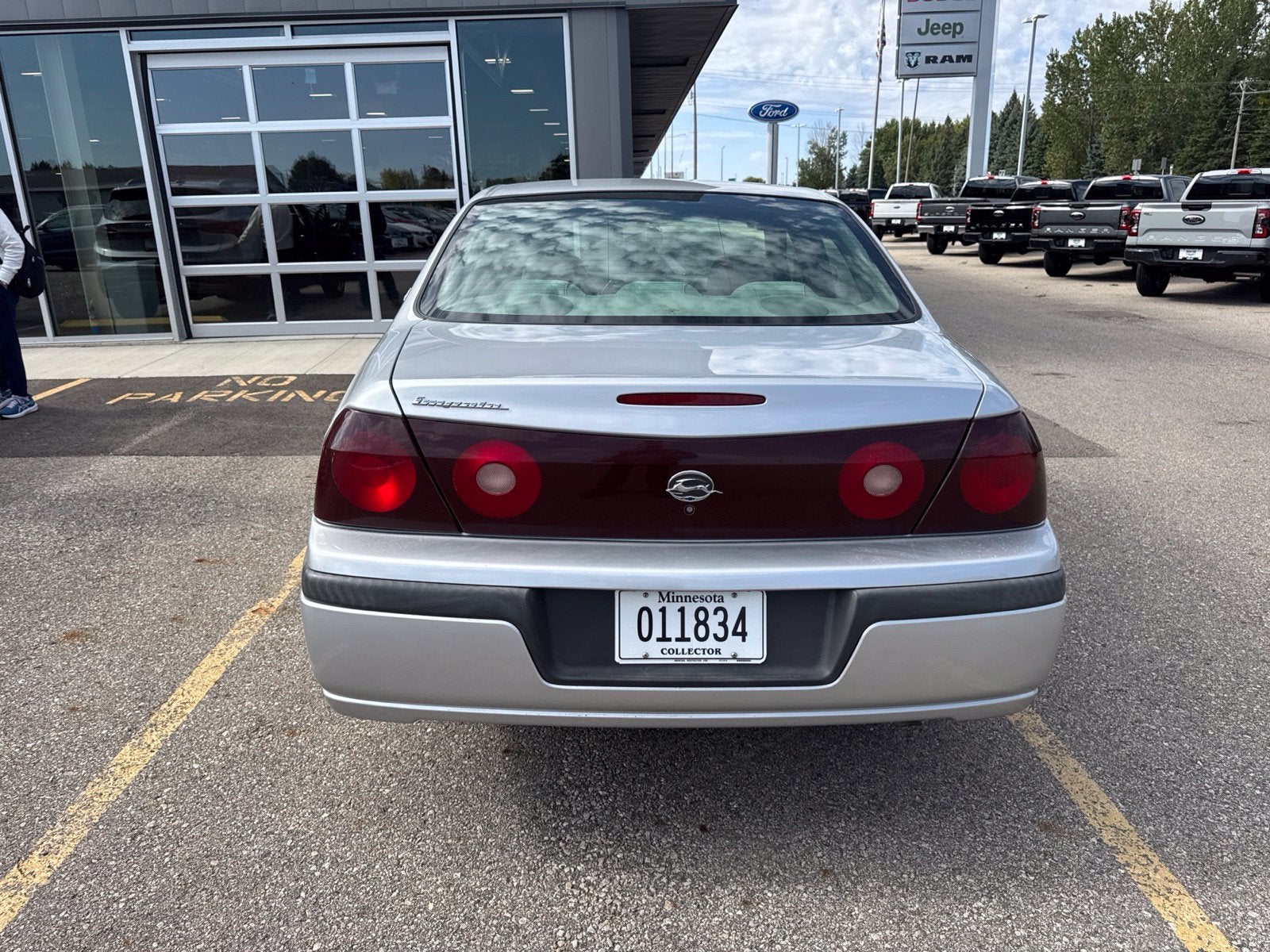 2001 Chevrolet Impala Base