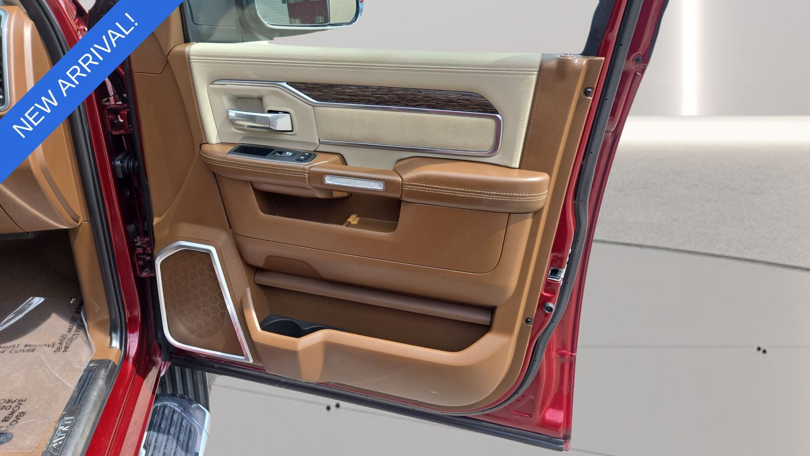 2019 RAM 3500 Laramie Crew Cab 4x4 8' Box