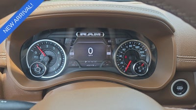 2019 RAM 3500 Laramie Crew Cab 4x4 8' Box