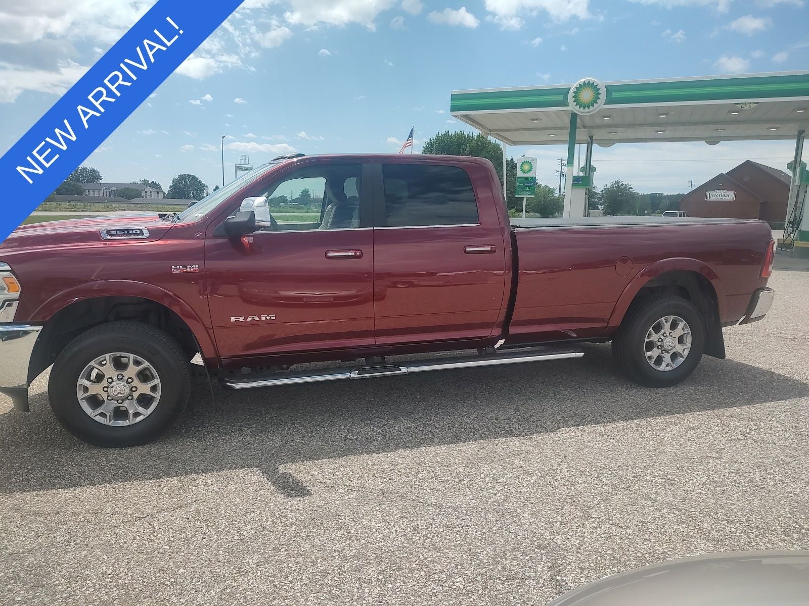 2019 RAM 3500 Laramie Crew Cab 4x4 8' Box