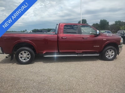 2019 RAM 3500 Laramie Crew Cab 4x4 8' Box