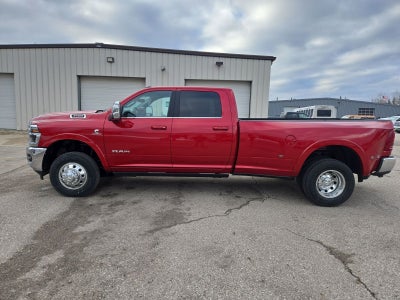 2026 RAM Ram 3500 RAM 3500 LIMITED LONGHORN CREW CAB 4X4 8' BOX