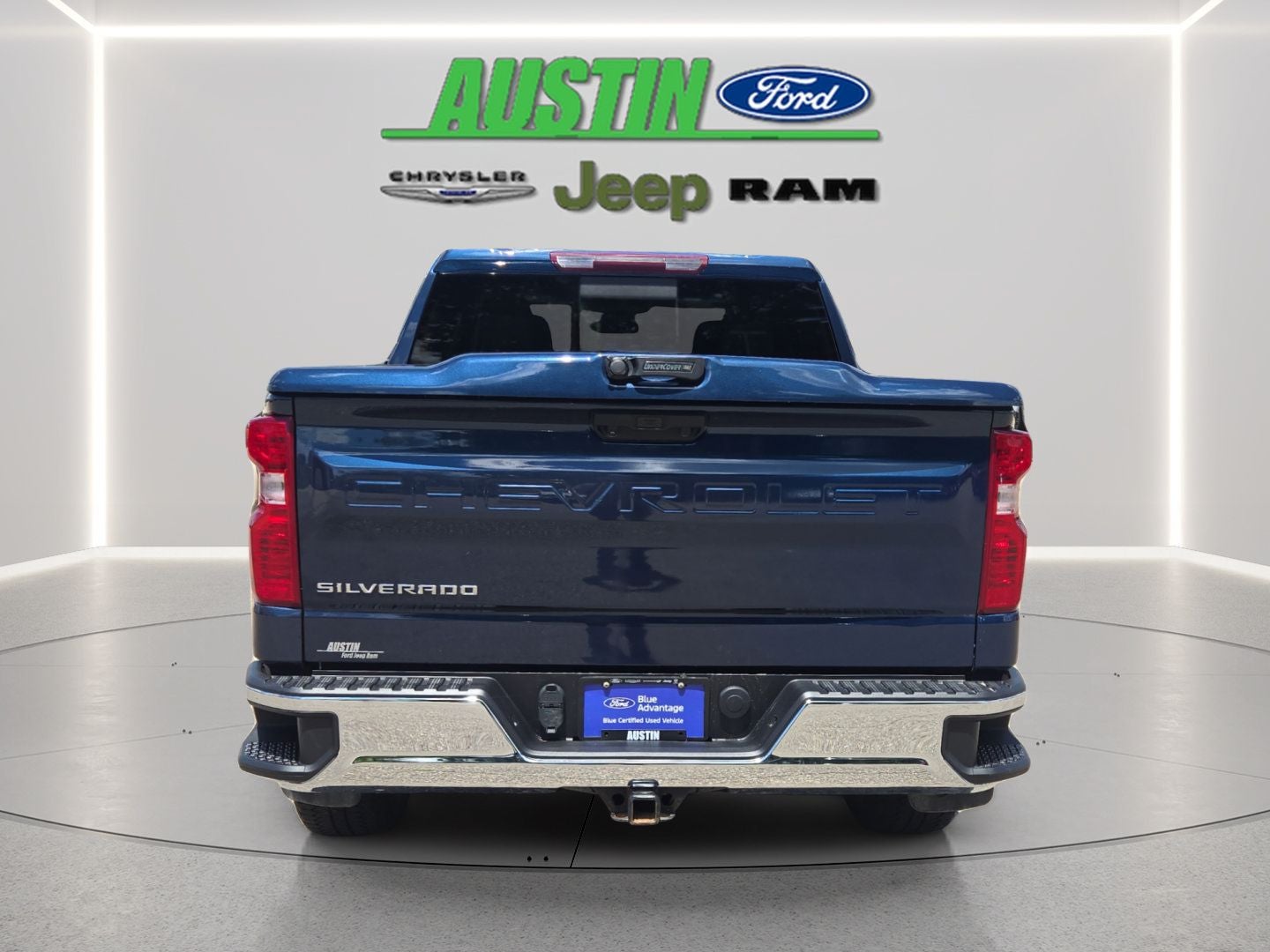 2022 Chevrolet Silverado 1500 4WD Crew Cab Standard Bed LT