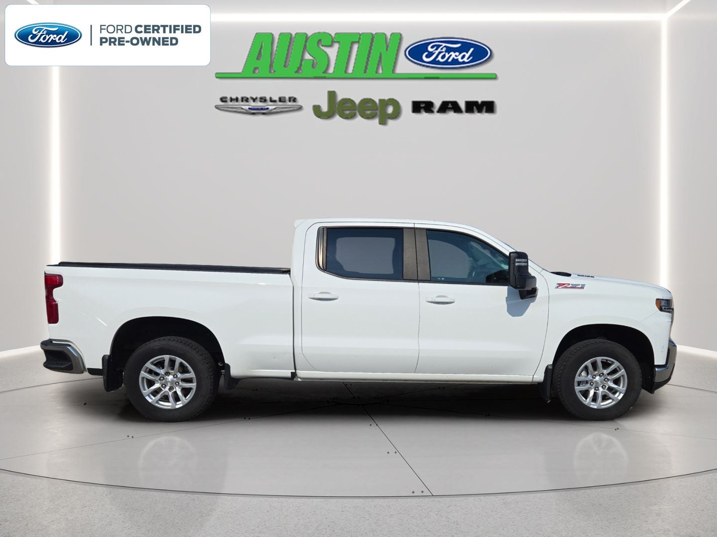 2020 Chevrolet Silverado 1500 4WD Crew Cab Standard Bed LT