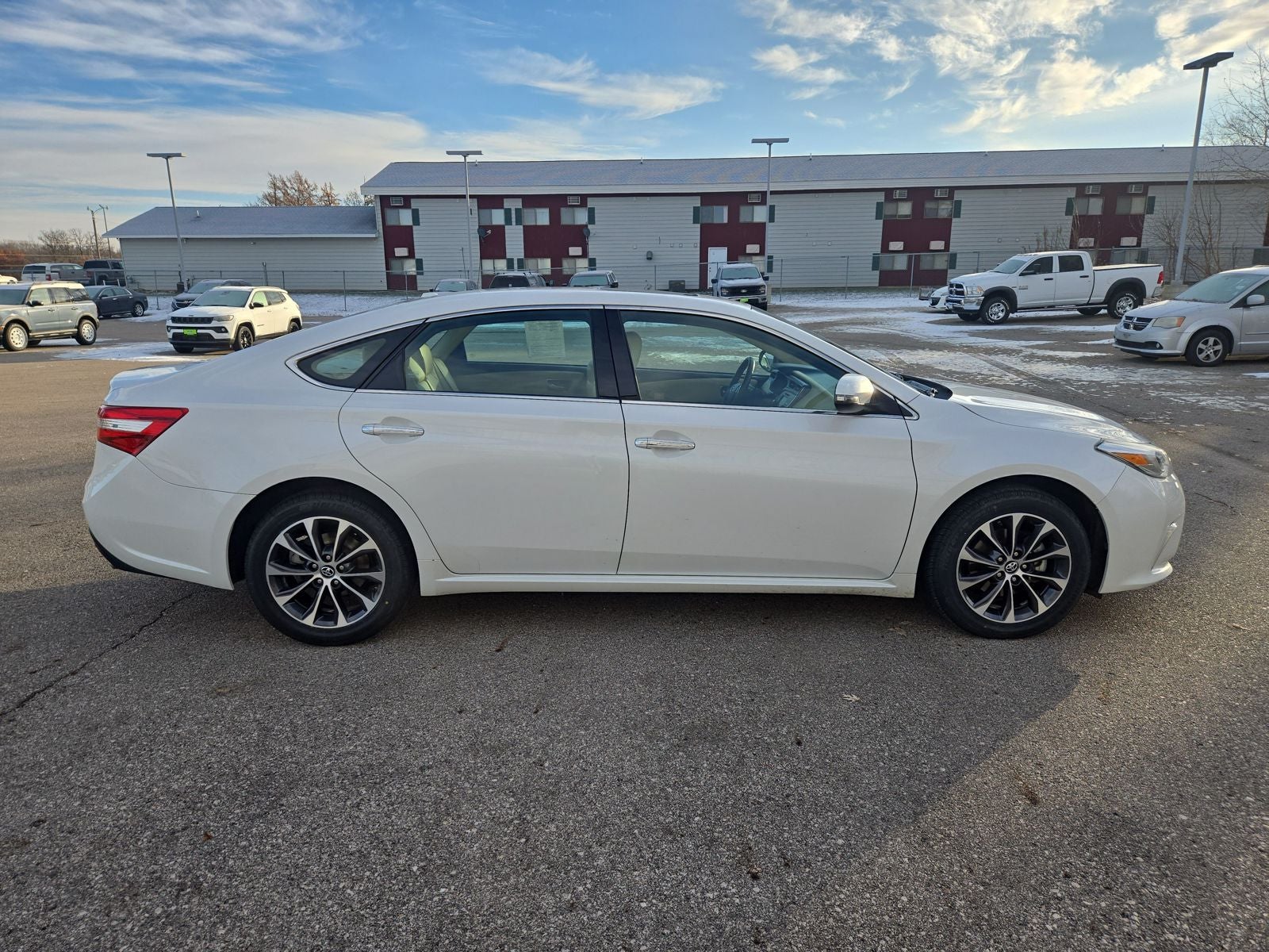 2018 Toyota Avalon Base