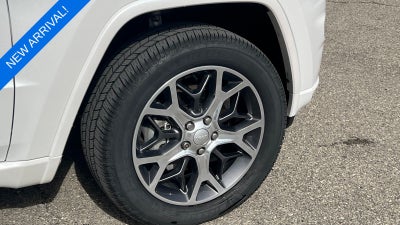 2020 Jeep Grand Cherokee Overland
