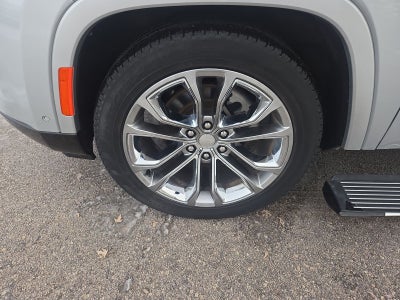 2023 Jeep Grand Wagoneer Series II