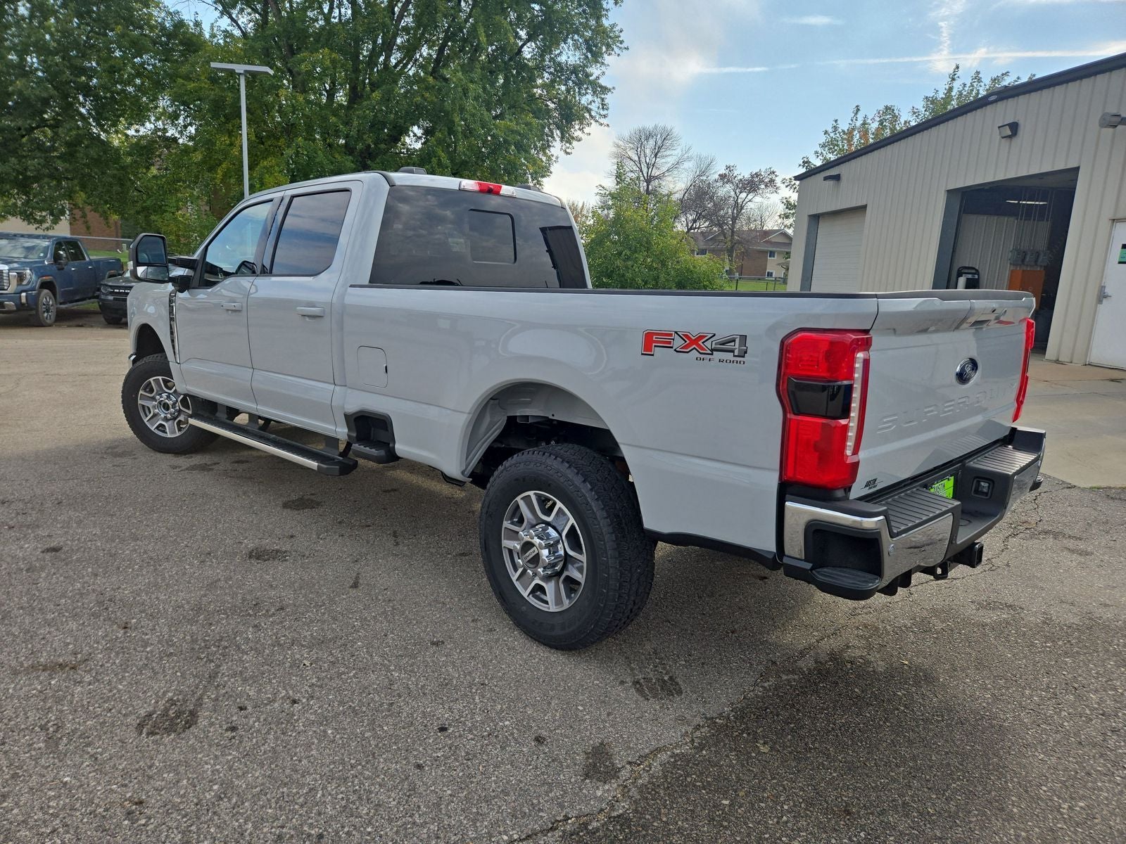 2026 Ford F-350SD Lariat