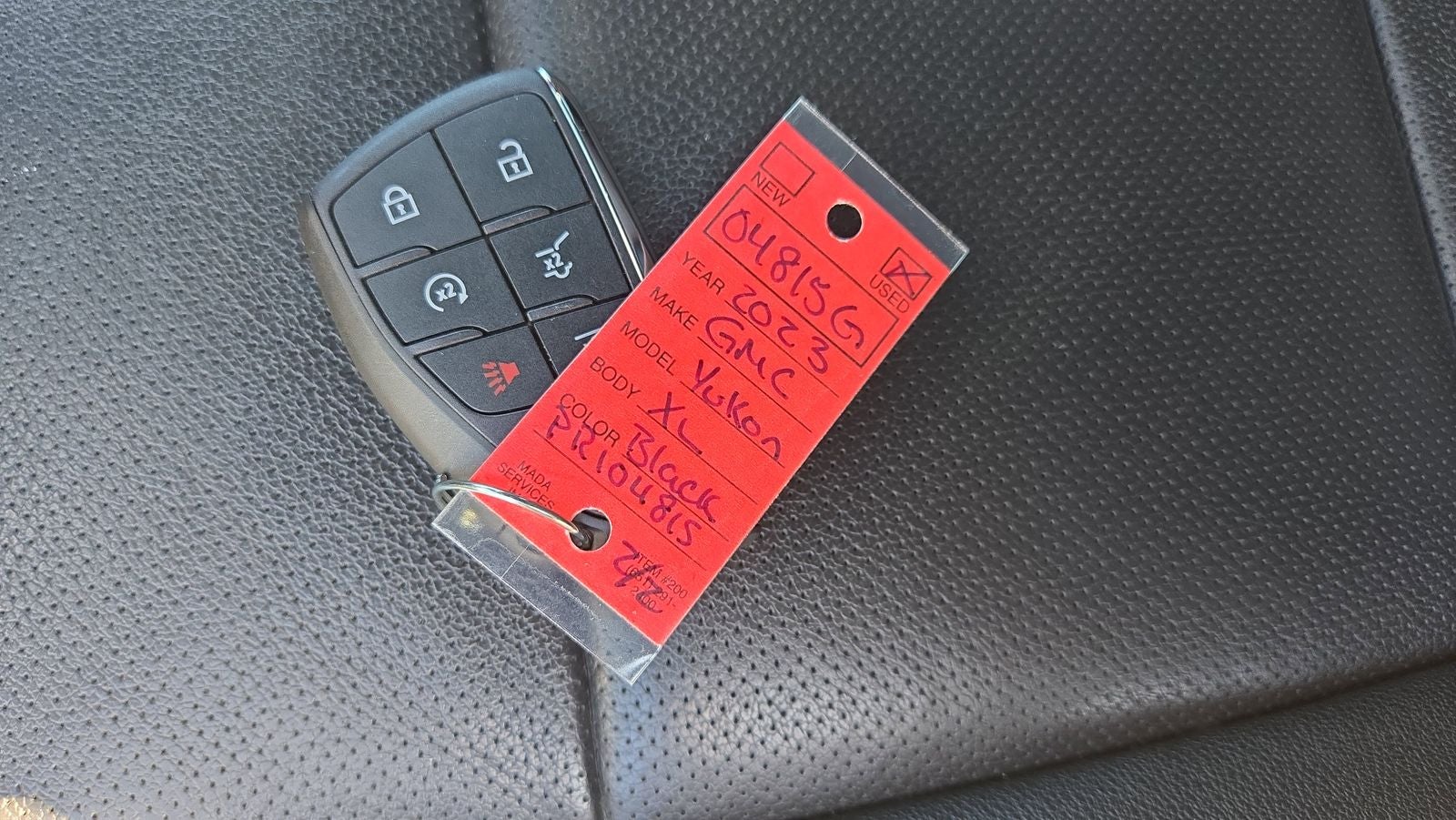 2023 GMC Yukon XL SLT