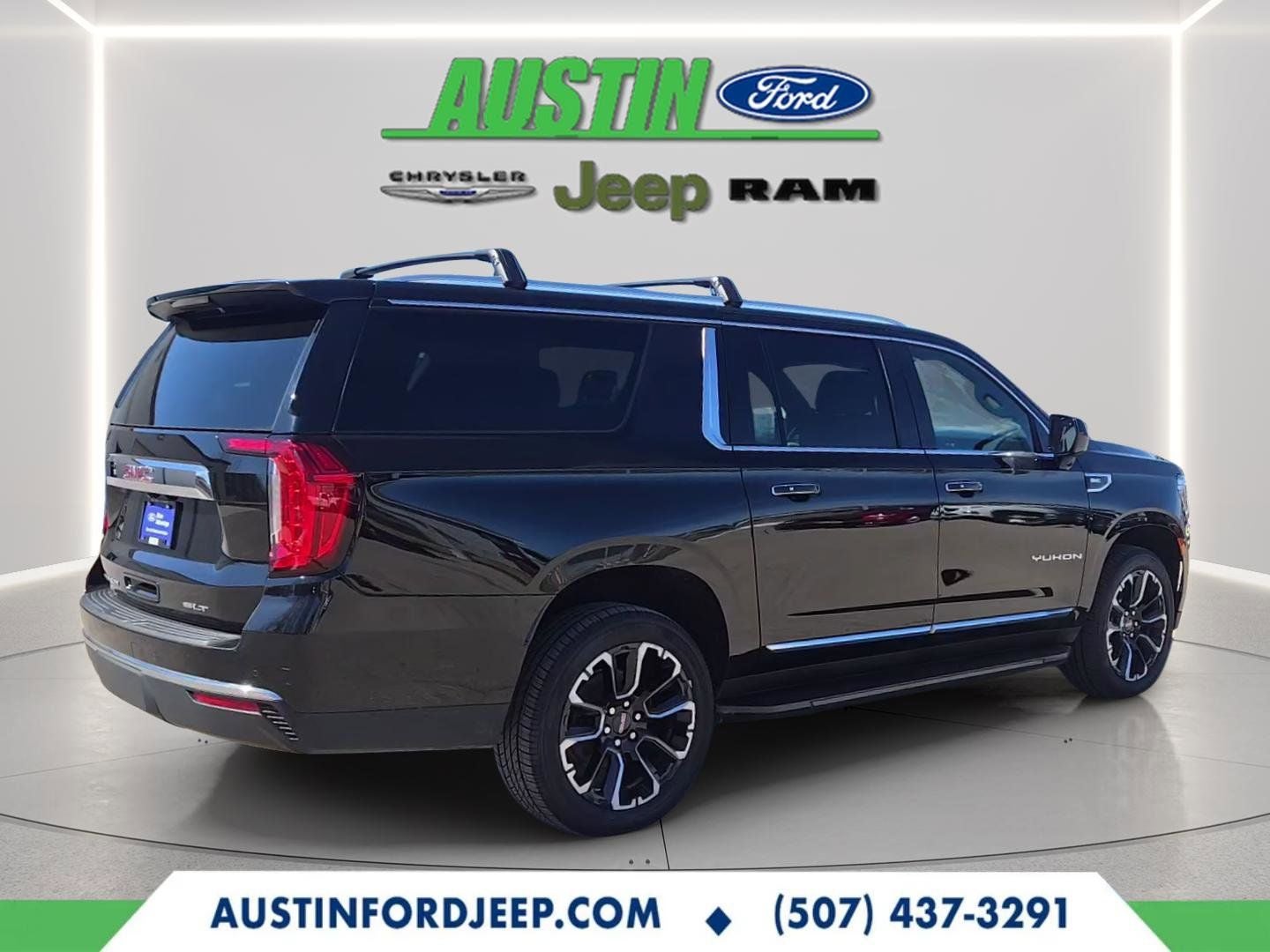 2023 GMC Yukon XL SLT