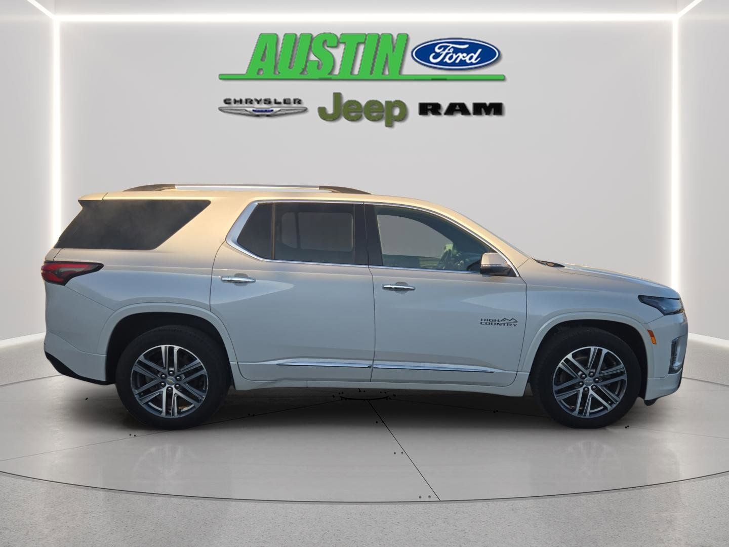 2022 Chevrolet Traverse High Country