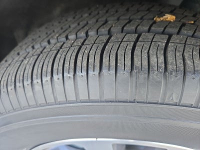 2022 Chrysler Pacifica Hybrid Touring L Theatre System!