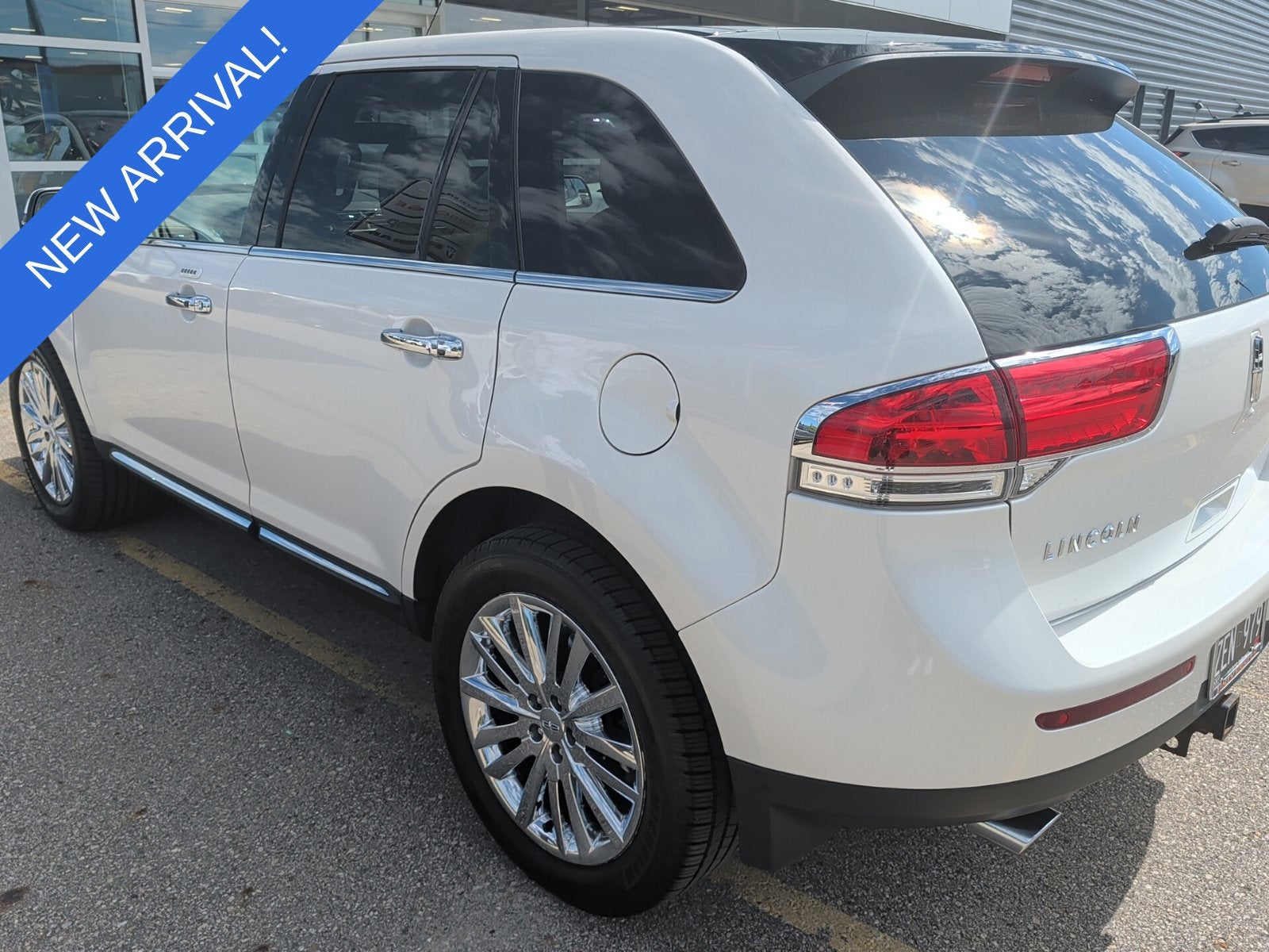 2015 Lincoln MKX Base