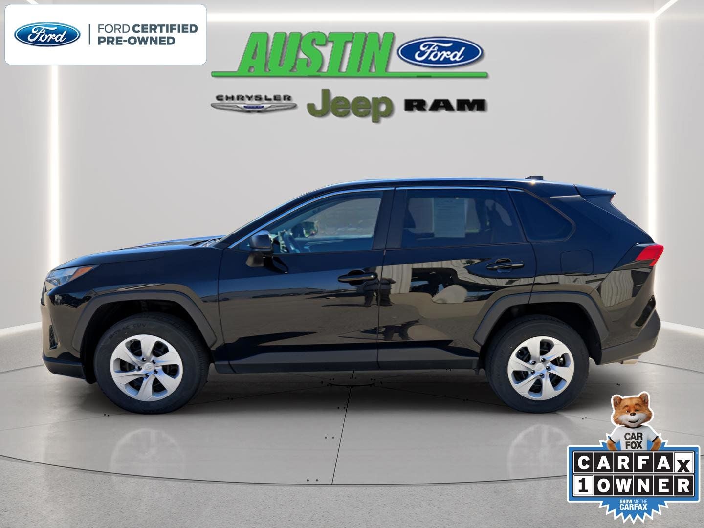 2024 Toyota RAV4 LE