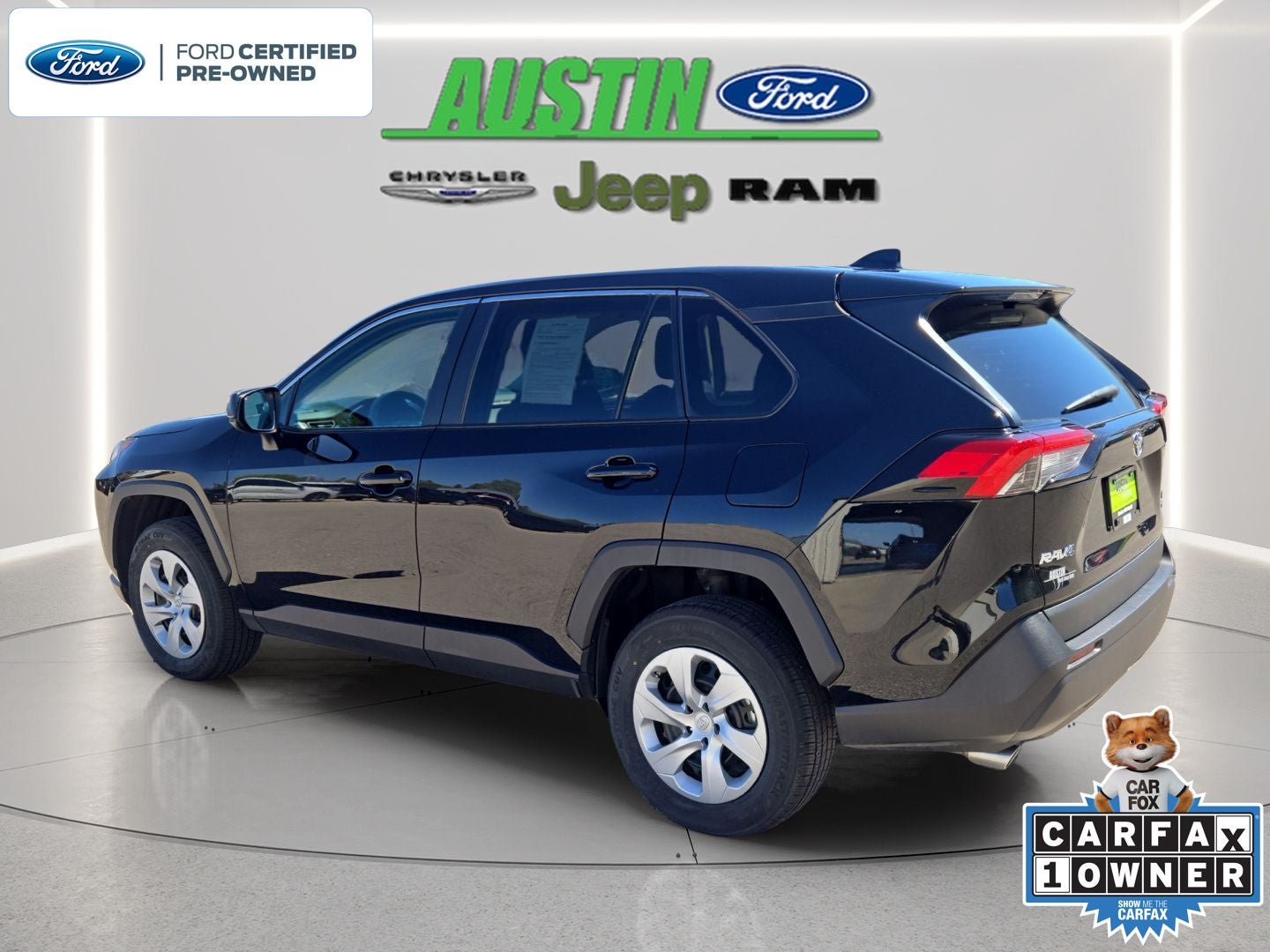 2024 Toyota RAV4 LE