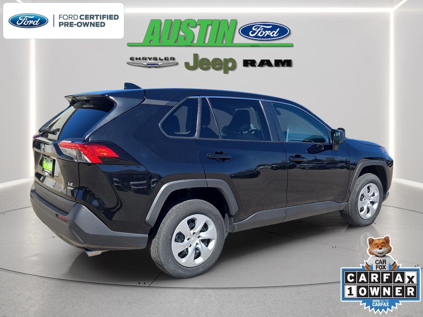 2024 Toyota RAV4 LE