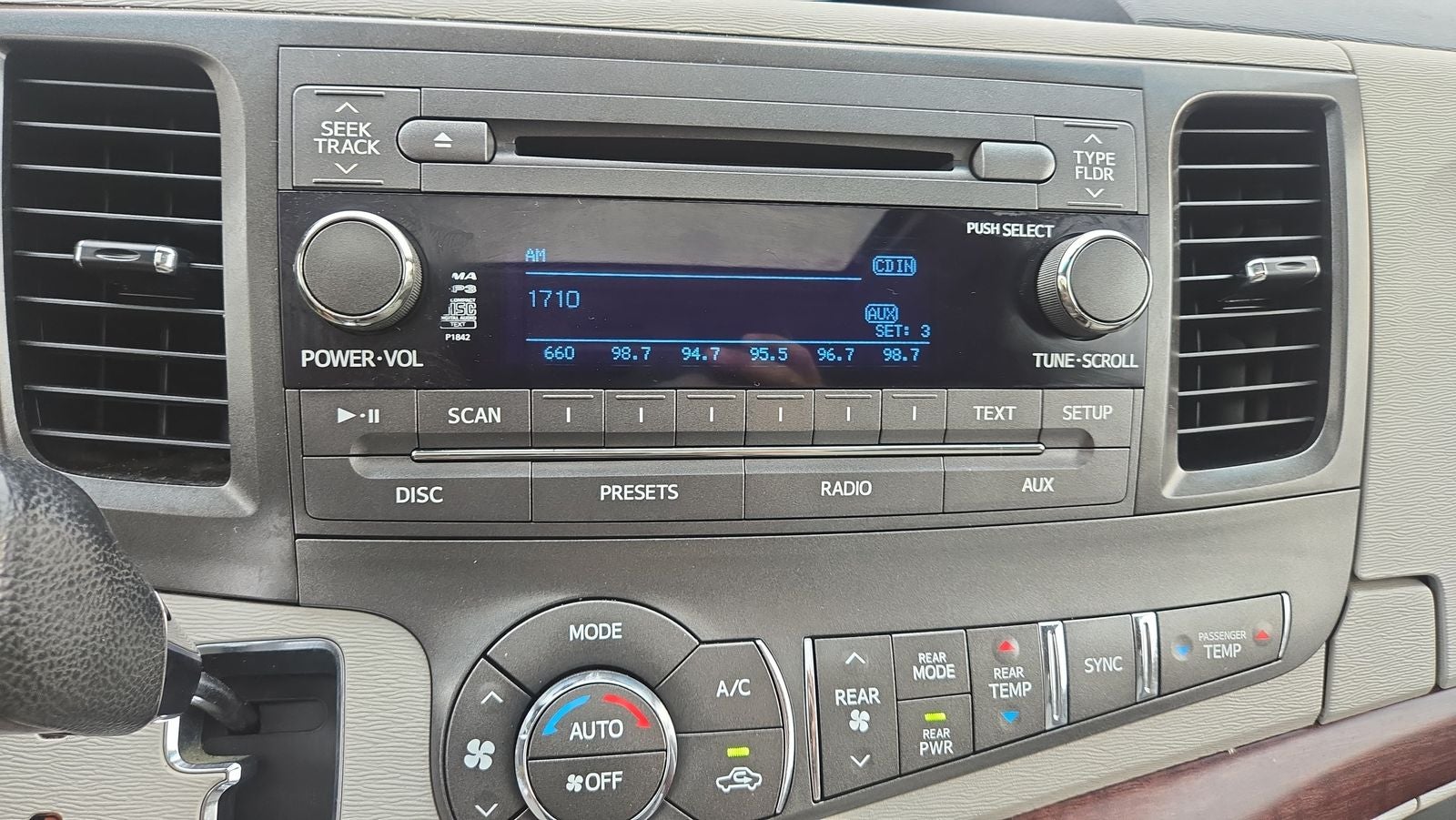 2012 Toyota Sienna XLE 7 Passenger