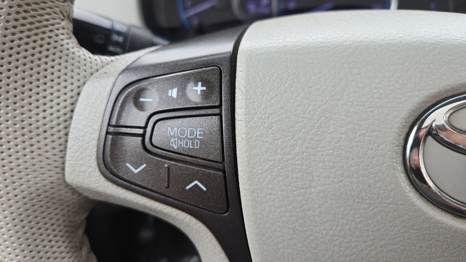 2012 Toyota Sienna XLE 7 Passenger